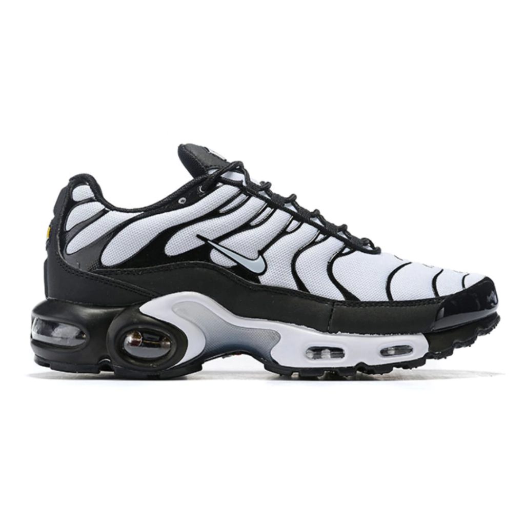 Air Max TN Plus “Oreo”